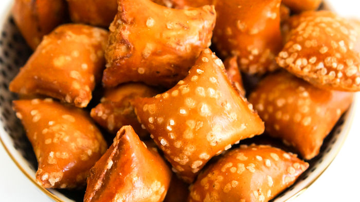 Almond Energy Knots
