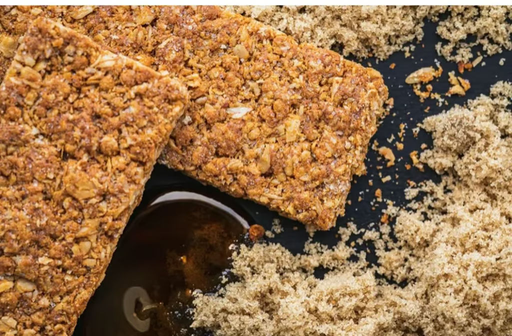 Crunchy Maple Brown Sugar Granola Bars (1)