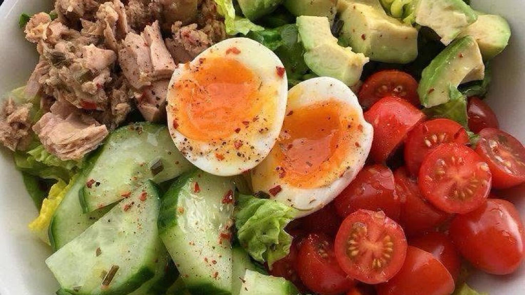 Tuna Salad Platter